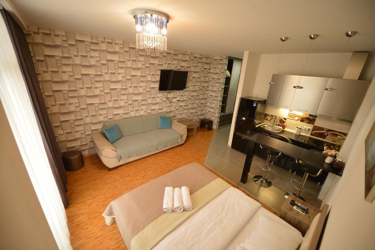 Orbi Apartament Appartamento Angisa Esterno foto