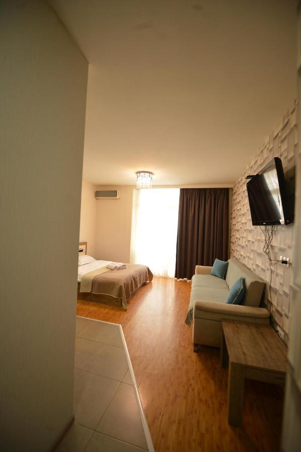 Orbi Apartament Appartamento Angisa Esterno foto