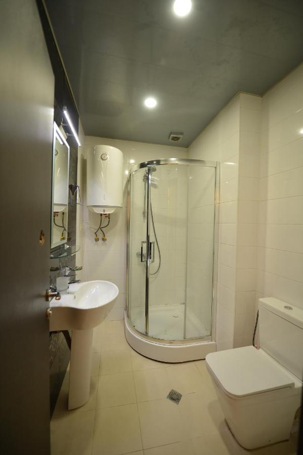 Orbi Apartament Appartamento Angisa Esterno foto