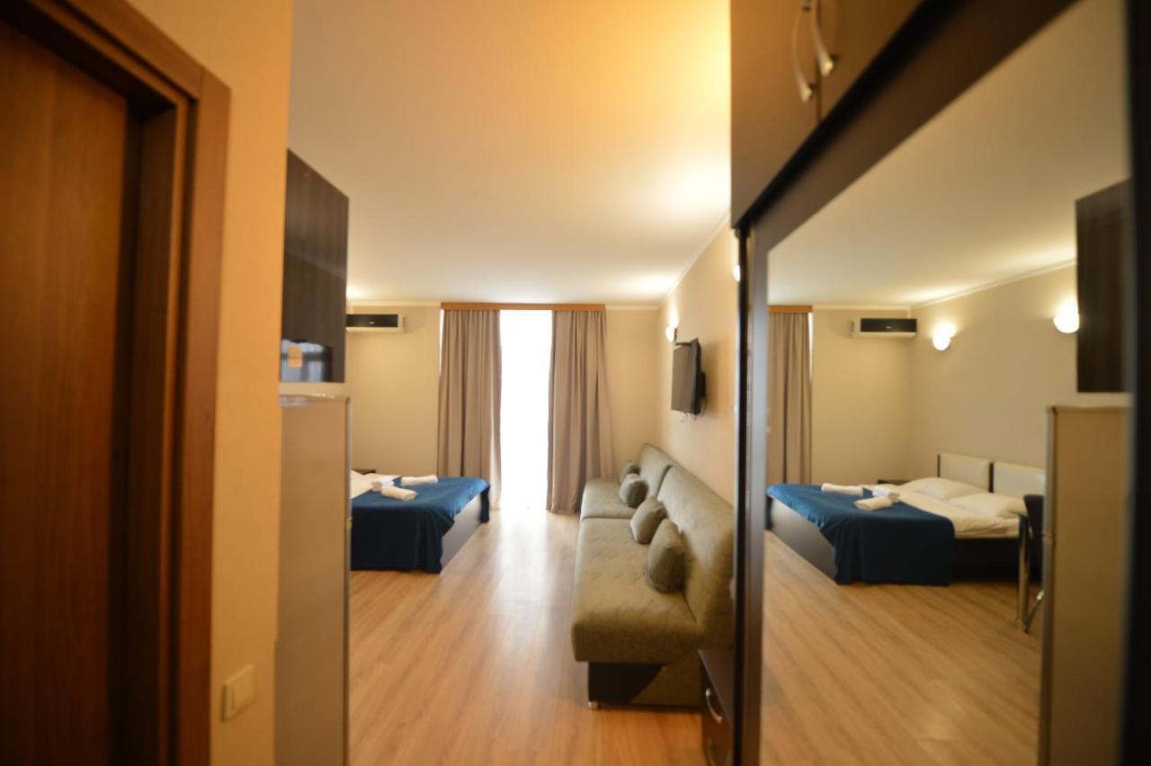 Orbi Apartament Appartamento Angisa Esterno foto