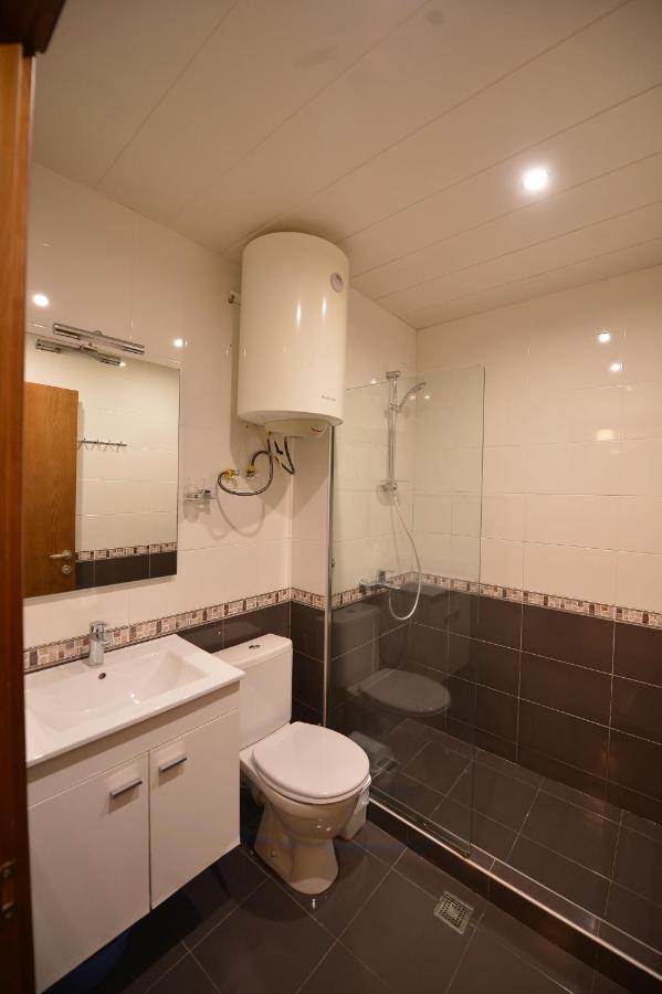 Orbi Apartament Appartamento Angisa Esterno foto