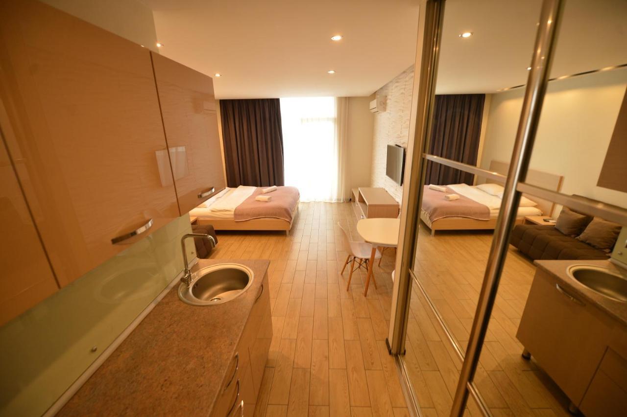 Orbi Apartament Appartamento Angisa Esterno foto